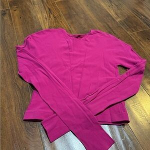 XS Fabletics hot pink long sleeve fitted yoga top